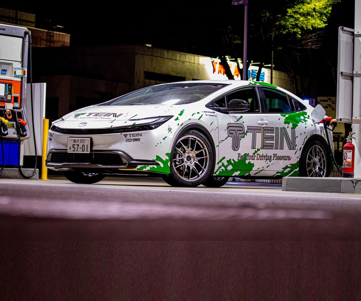 Tein · EnduraPro — OE‑replacement dampers, Japanese made